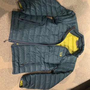 Puffer mountain hardware winter jacket